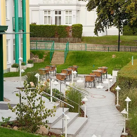 Hotel Garni Eden 3*