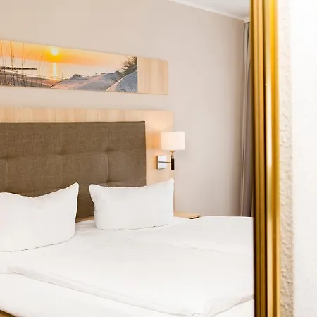 Garni Eden Hotell 3*