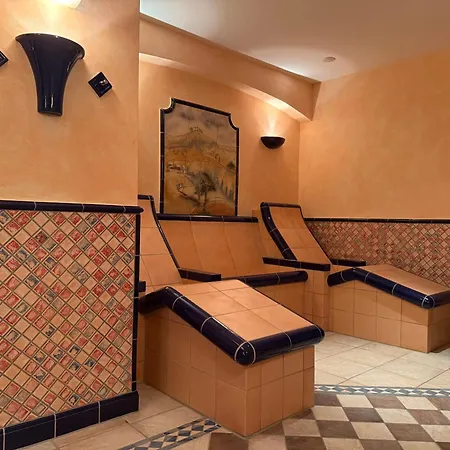 Garni Eden Hotell 3*