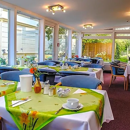 Garni Eden Otel 3*