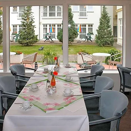 Otel Garni Eden 3*