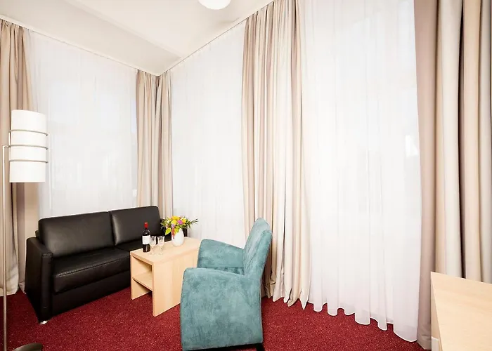 Ξενοδοχείο Garni Eden 3*